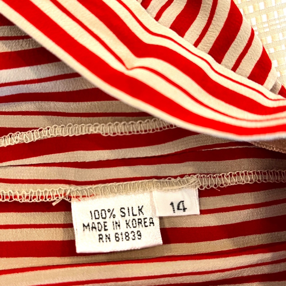 100% Silk Striped High Rise Relaxed Pants Red and Tan Vintage 90s Minimalist - Picture 15 of 16